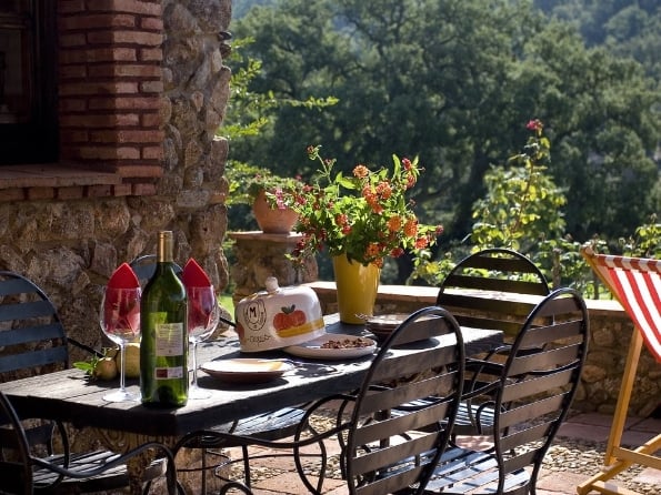 Eating al fresco